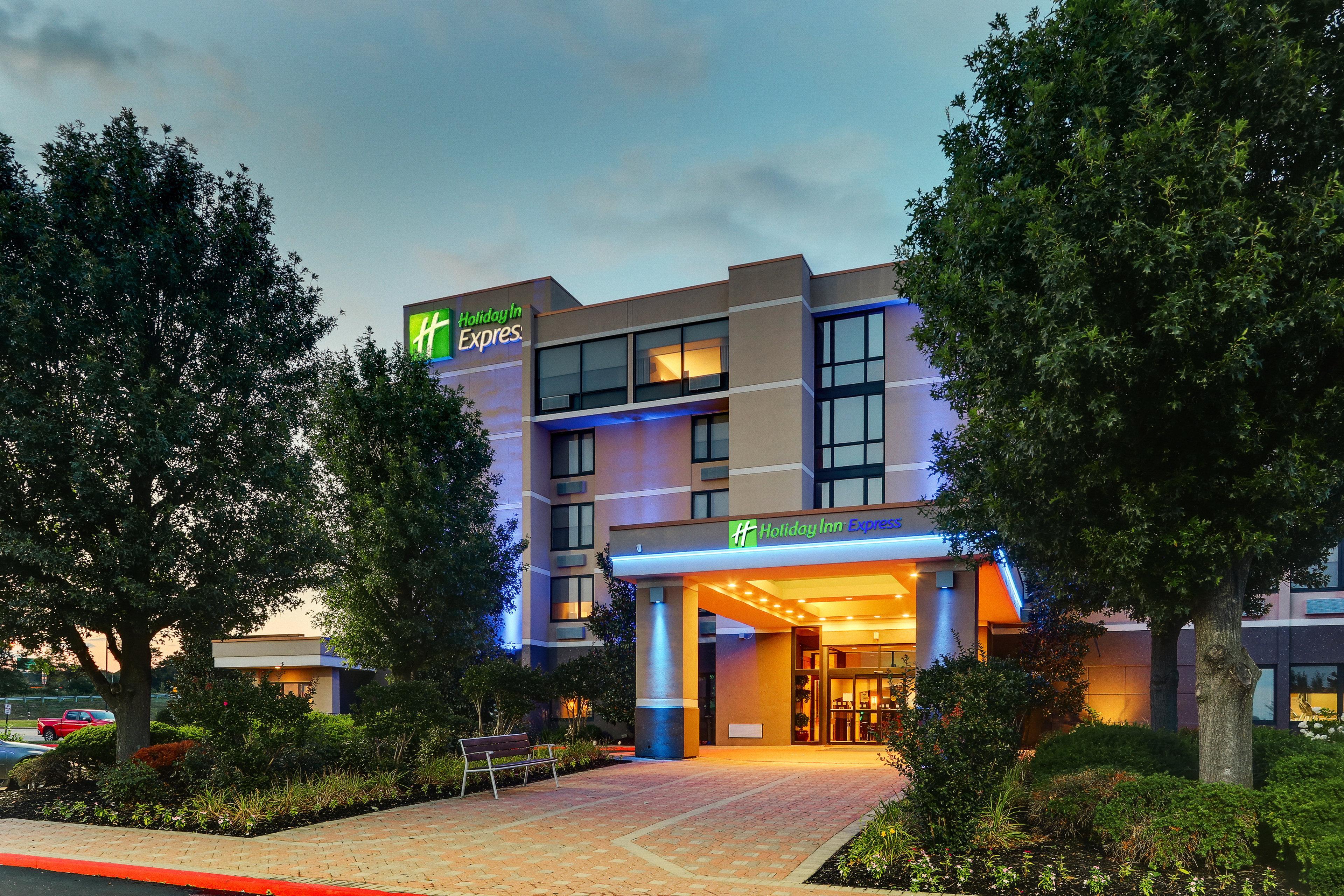 Holiday Inn Express Aberdeen-Chesapeake House By Ihg Exteriör bild