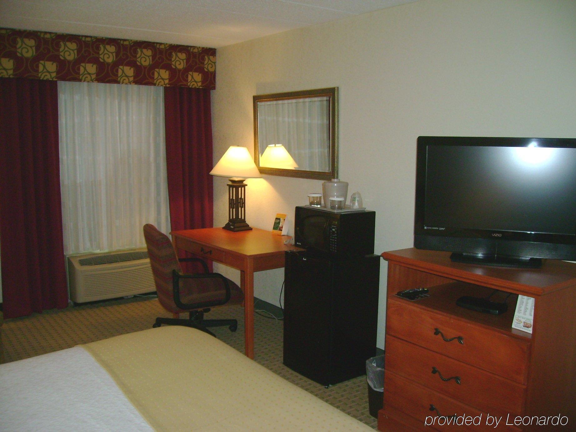 Holiday Inn Express Aberdeen-Chesapeake House By Ihg Rum bild